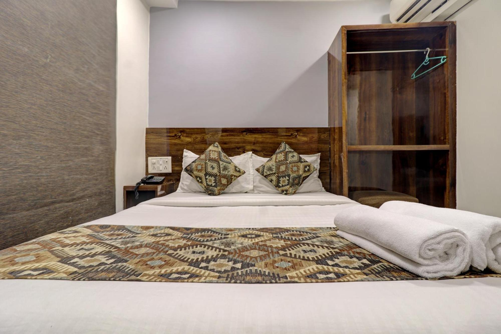 Hotel Merry Gold Мумбаї Екстер'єр фото